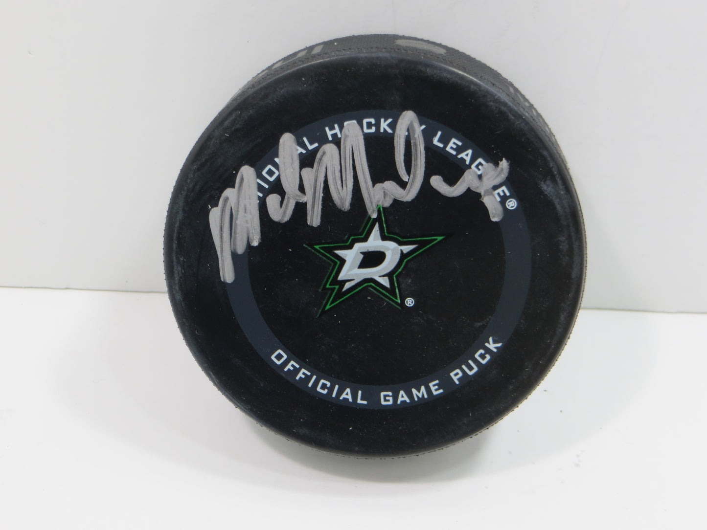 MIKE MODANO DALLAS STARS SIGNED AUTHENTIC OFFICIAL HOCKEY PUCK BAS