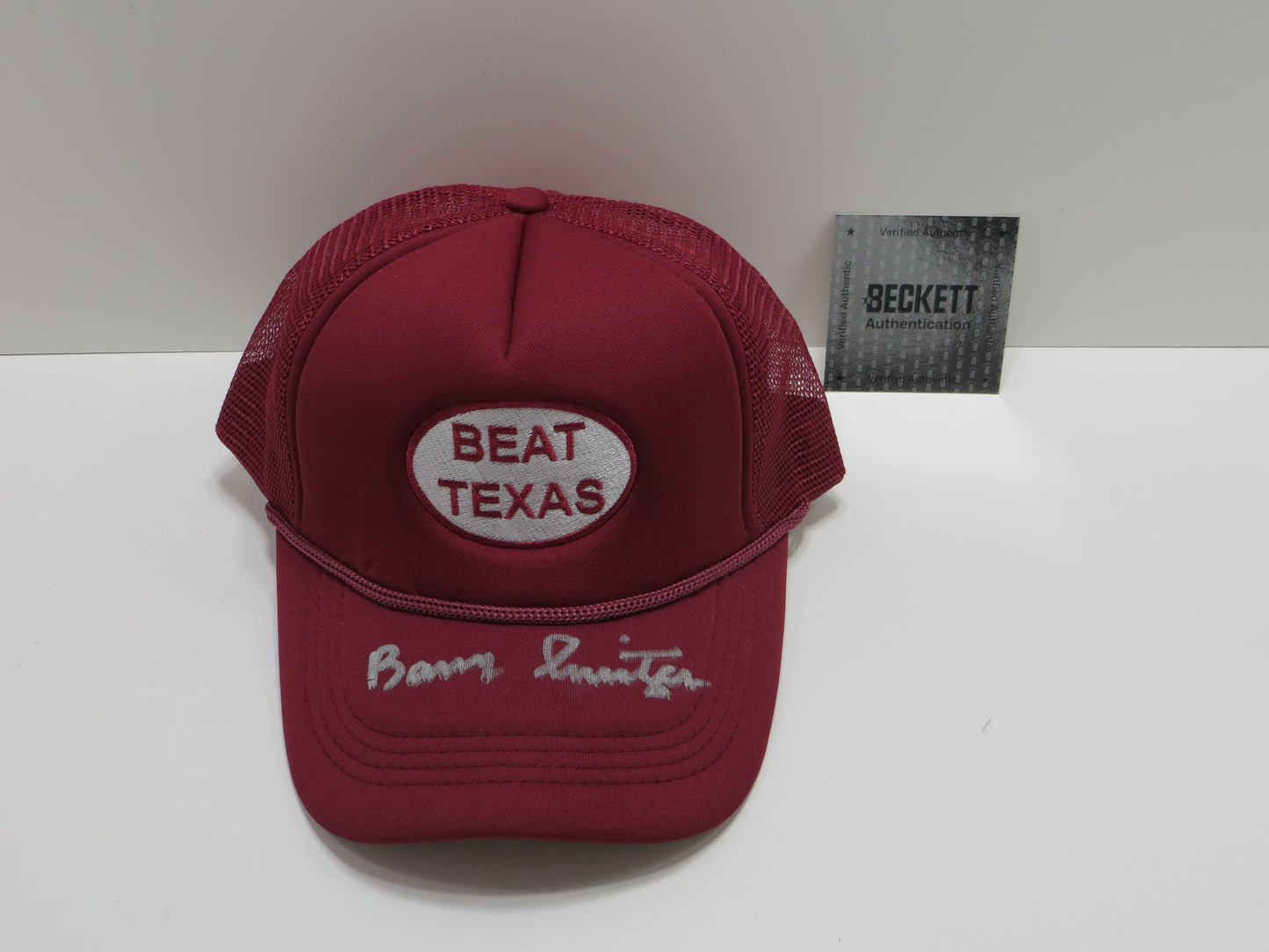 BARRY SWITZER OKLAHOMA OU SOONERS SIGNED ICONIC BEAT TEXAS HAT BAS COA