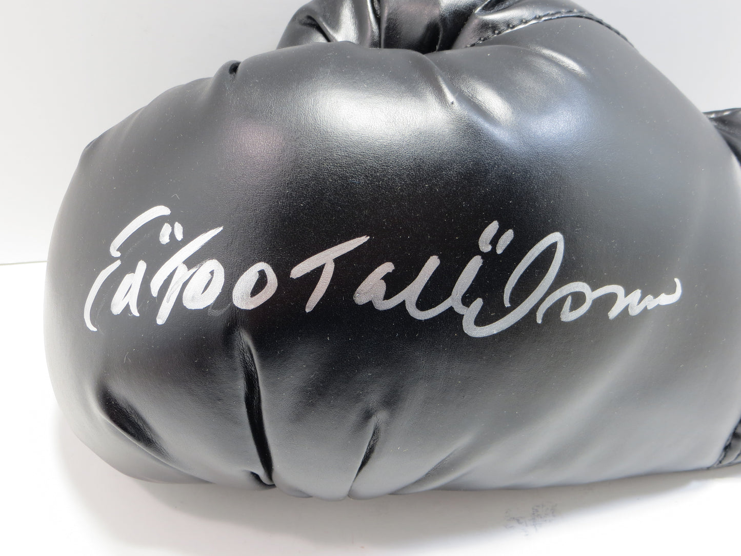ED TOO TALL JONES SIGNED LEFT BLACK BOXING GLOVE Dallas Cowboys BAS COA