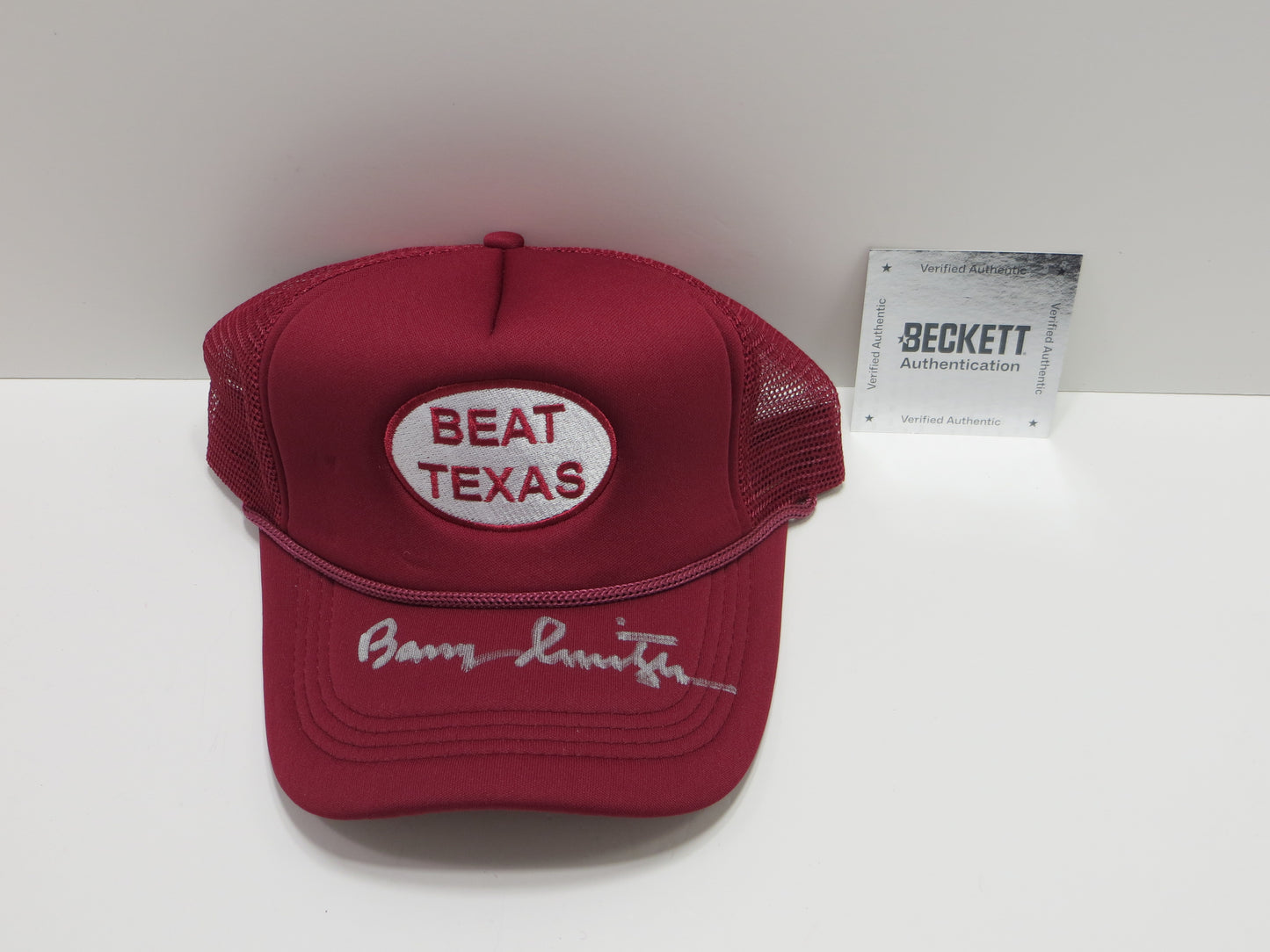 BARRY SWITZER OKLAHOMA OU SOONERS SIGNED ICONIC BEAT TEXAS HAT BAS COA