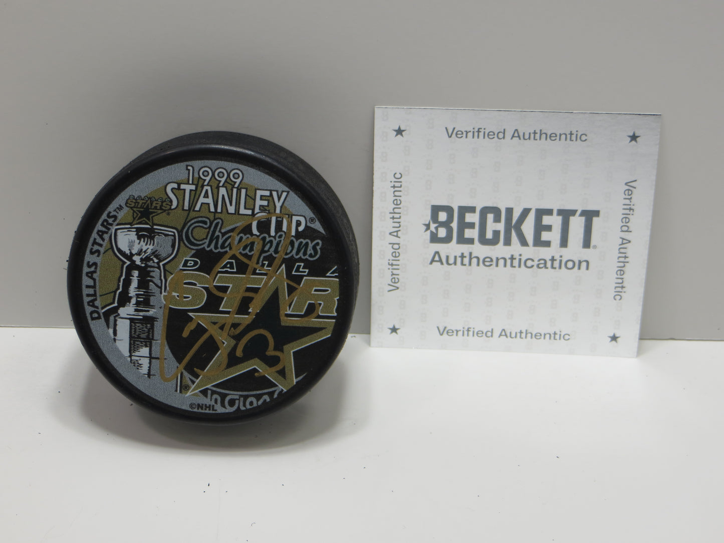 CRAIG LUDWIG DALLAS STARS SIGNED 1999 Stanley Cup Puck BAS COA