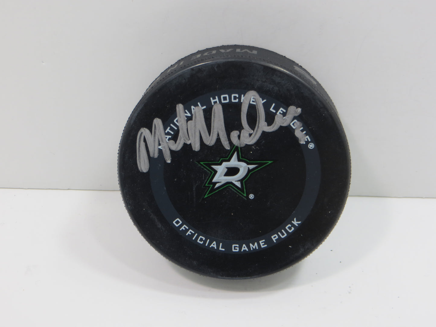 MIKE MODANO DALLAS STARS SIGNED AUTHENTIC OFFICIAL HOCKEY PUCK BAS