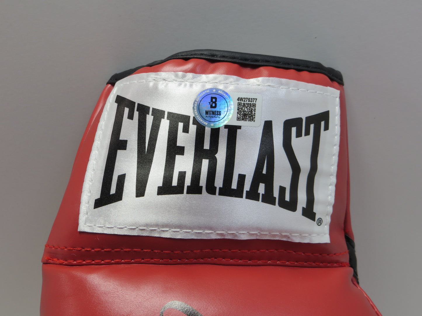 ED TOO TALL JONES SIGNED RIGHT RED BOXING GLOVE Dallas Cowboys BAS COA