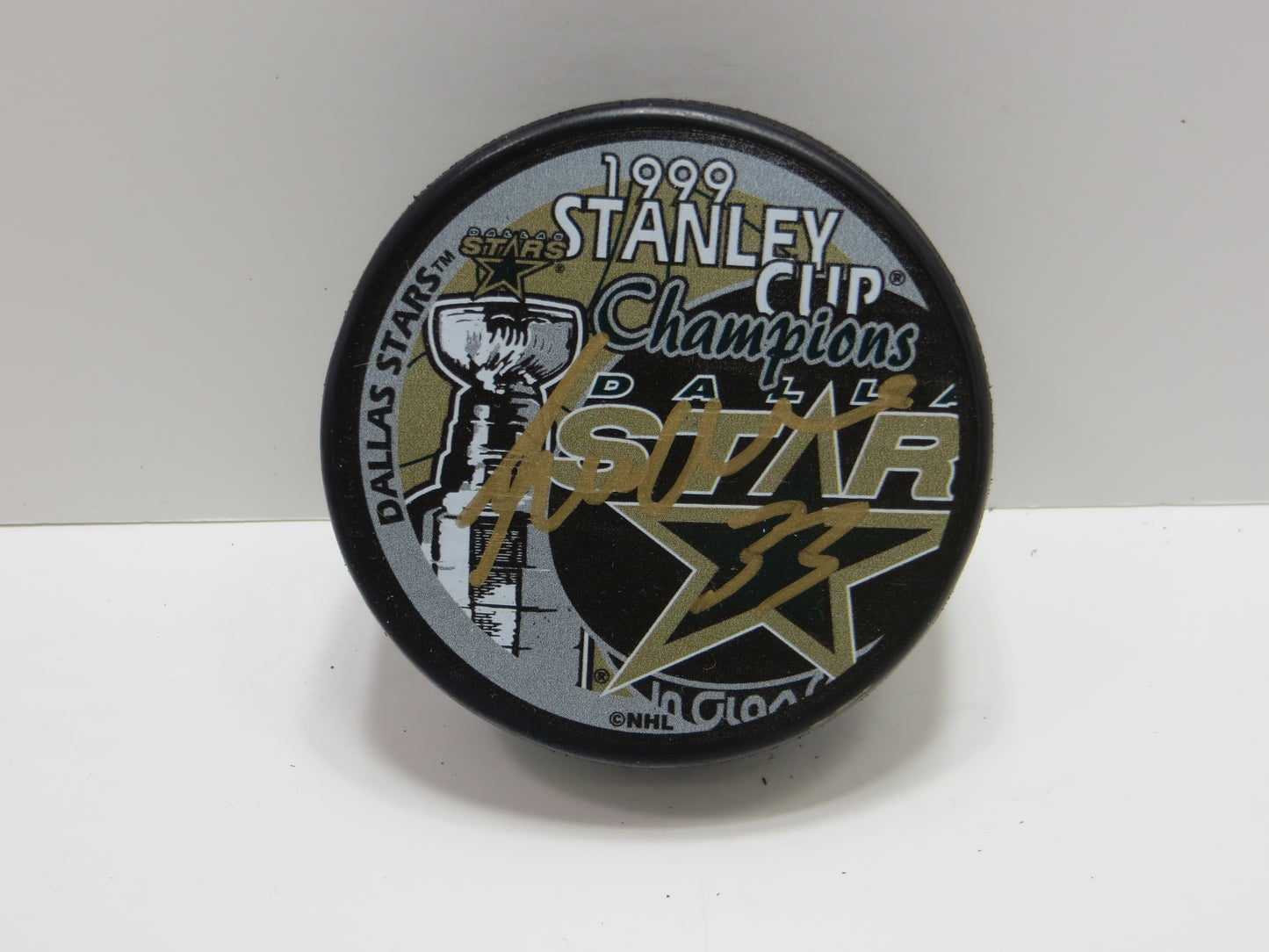 BENOIT HOGUE DALLAS STARS SIGNED 1999 Stanley Cup PUCK BAS COA
