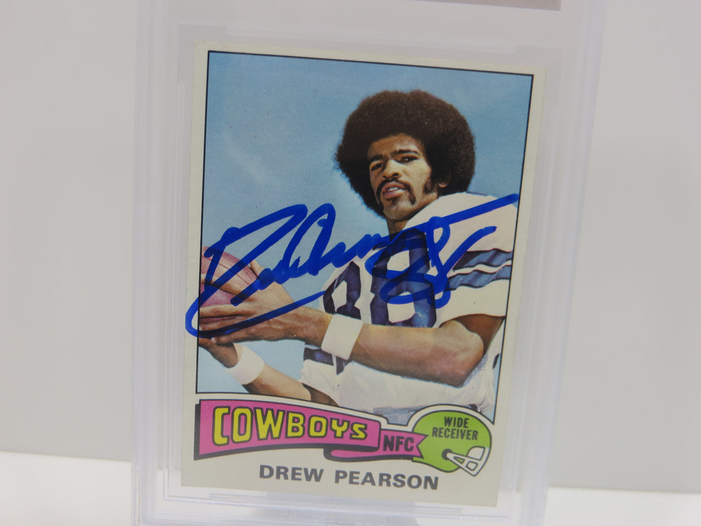 DREW PEARSON SIGNED 1975 TOPPS #65 DALLAS COWBOYS BGS BAS SLAB