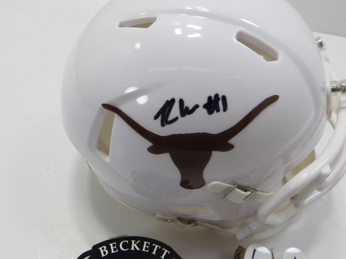 RYAN WINGO TEXAS LONGHORNS SIGNED Riddell MINI HELMET BAS