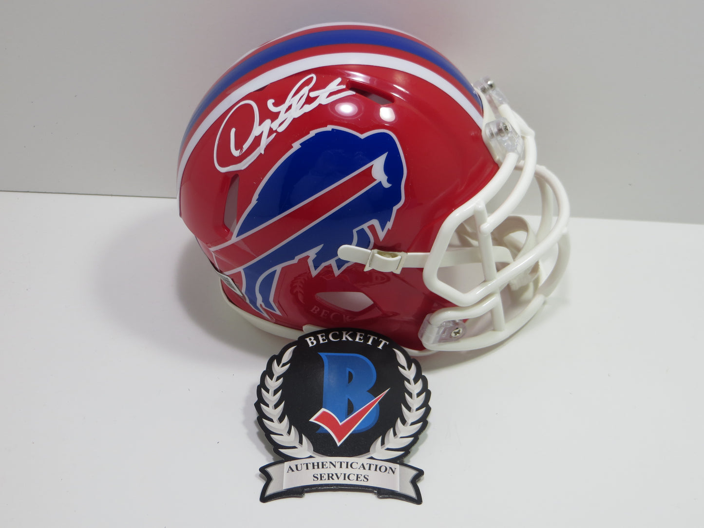 DOUG FLUTIE BUFFALO BILLS SIGNED MINI HELMET BC Eagles NE Patriots BAS COA