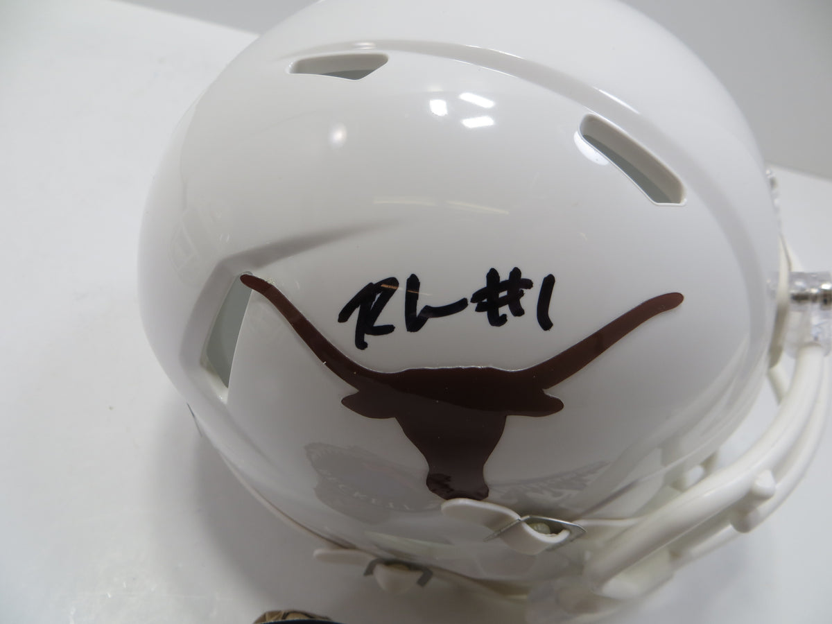 RYAN WINGO TEXAS LONGHORNS SIGNED Riddell MINI HELMET BAS