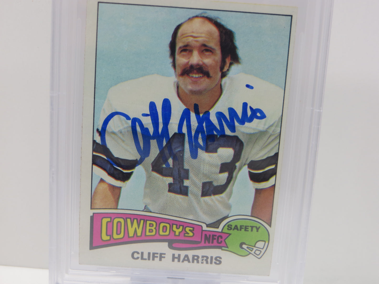 CLIFF HARRIS SIGNED 1975 TOPPS #490 DALLAS COWBOYS BGS BAS SLAB AUTO 10