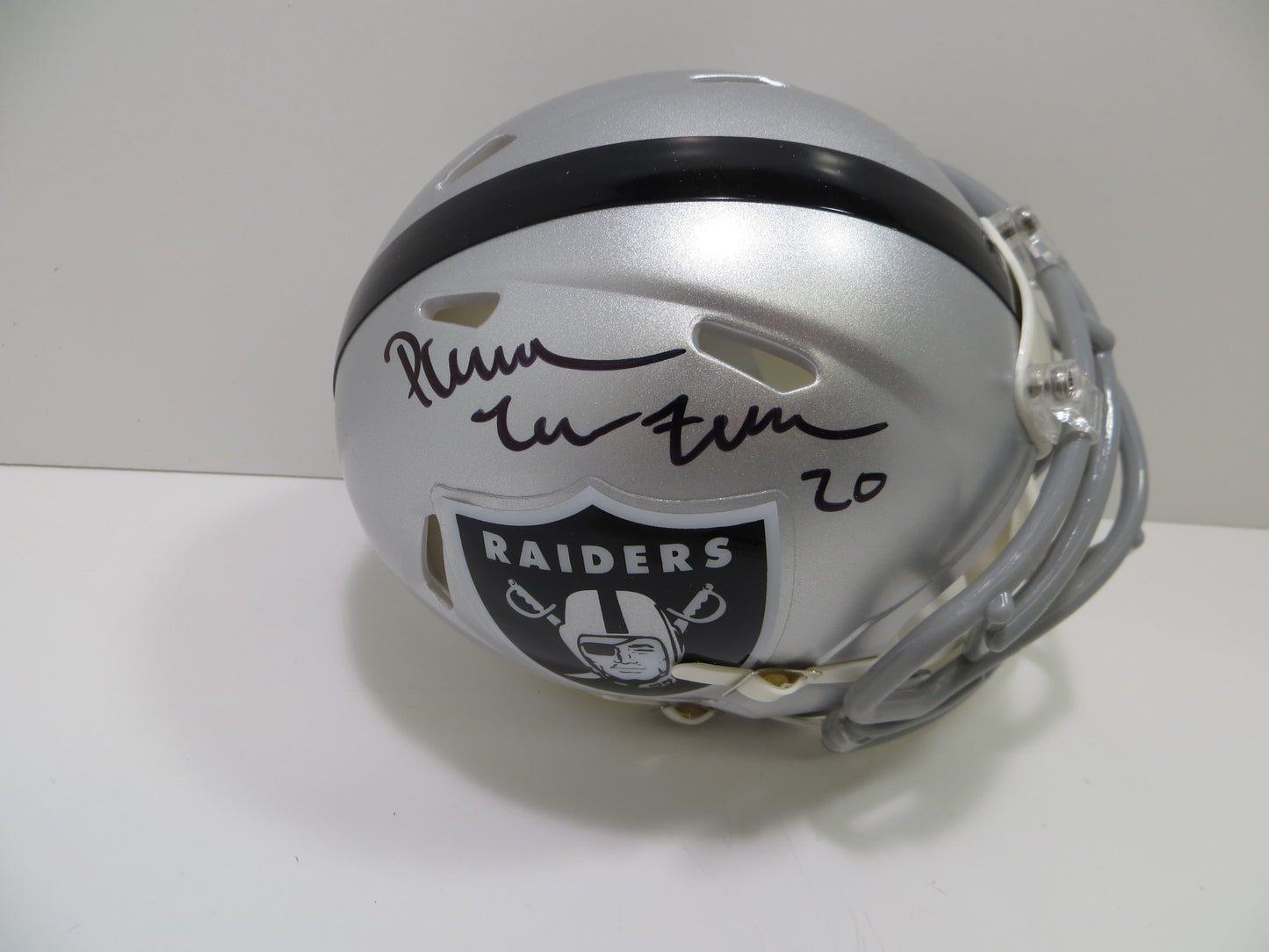 DARREN MCFADDEN SIGNED OAKLAND RAIDERS Riddell MINI HELMET Razorbacks JSA COA