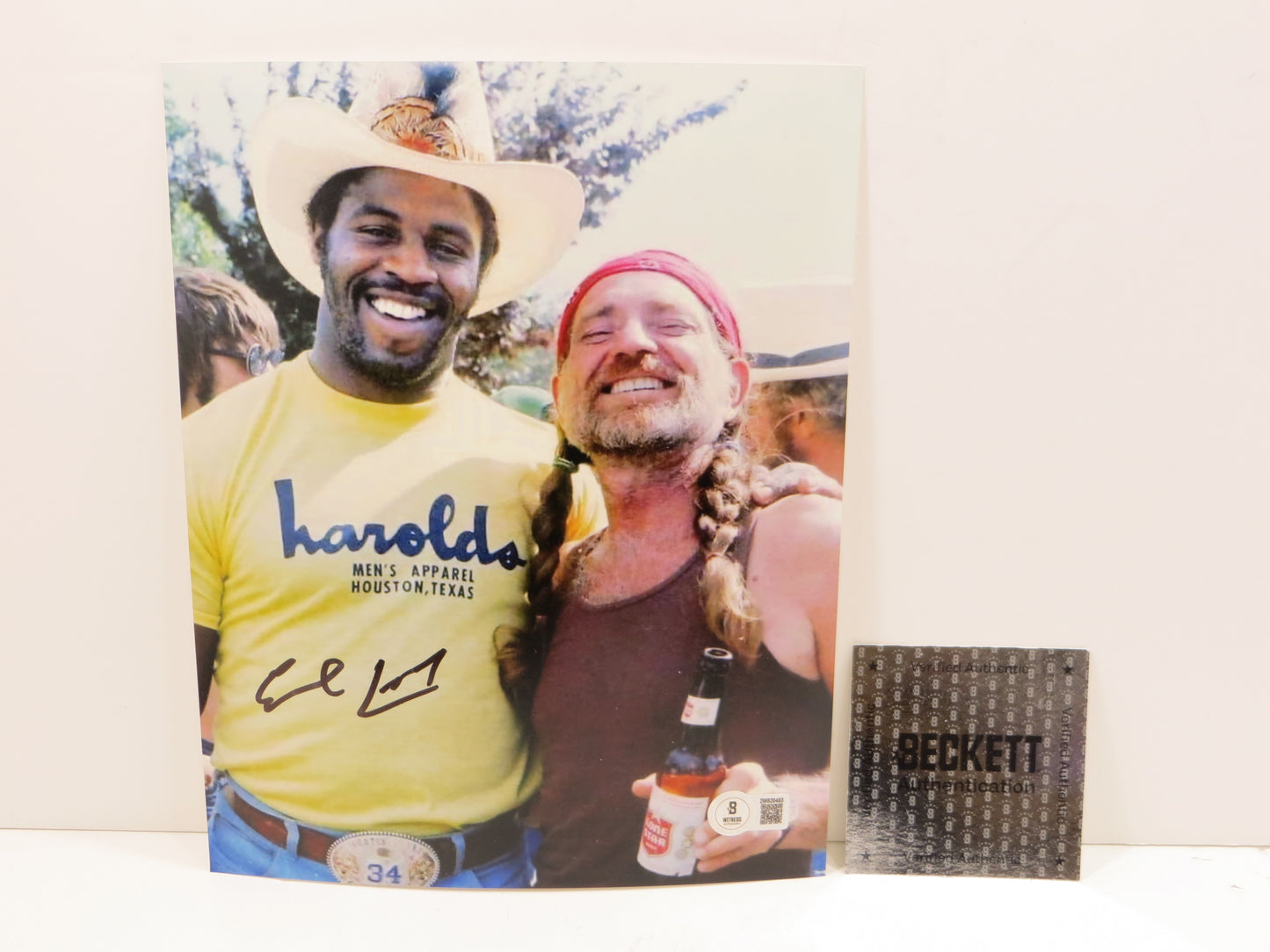 EARL CAMPBELL Texas Longhorns Houston Oilers SIGNED 8x10 PHOTO w/ Willie Nelson BAS