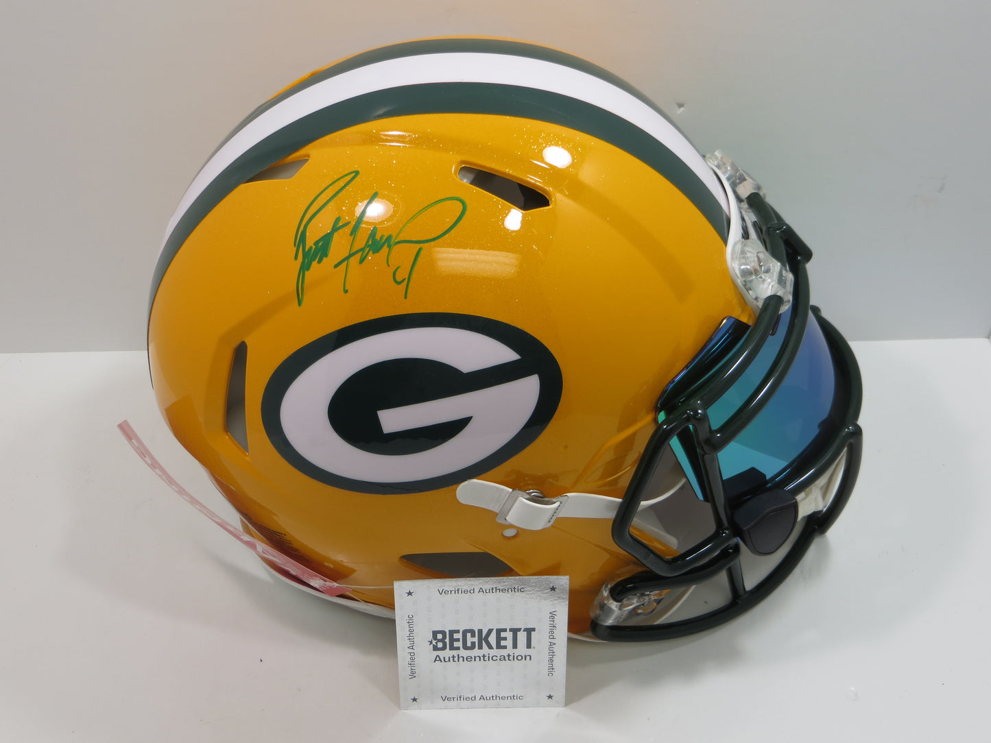BRETT FAVRE SIGNED GREEN BAY PACKERS SPEED AUTHENTIC FULL SIZE HELMET BAS