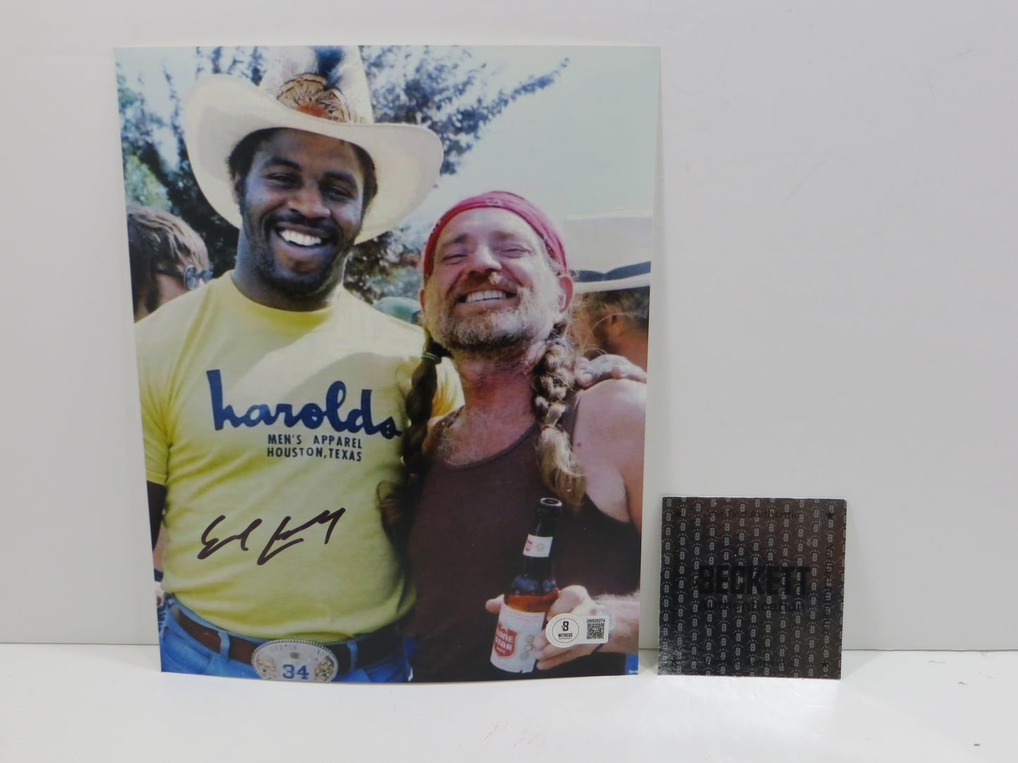 EARL CAMPBELL Texas Longhorns Houston Oilers SIGNED 8x10 PHOTO w/ Willie Nelson BAS