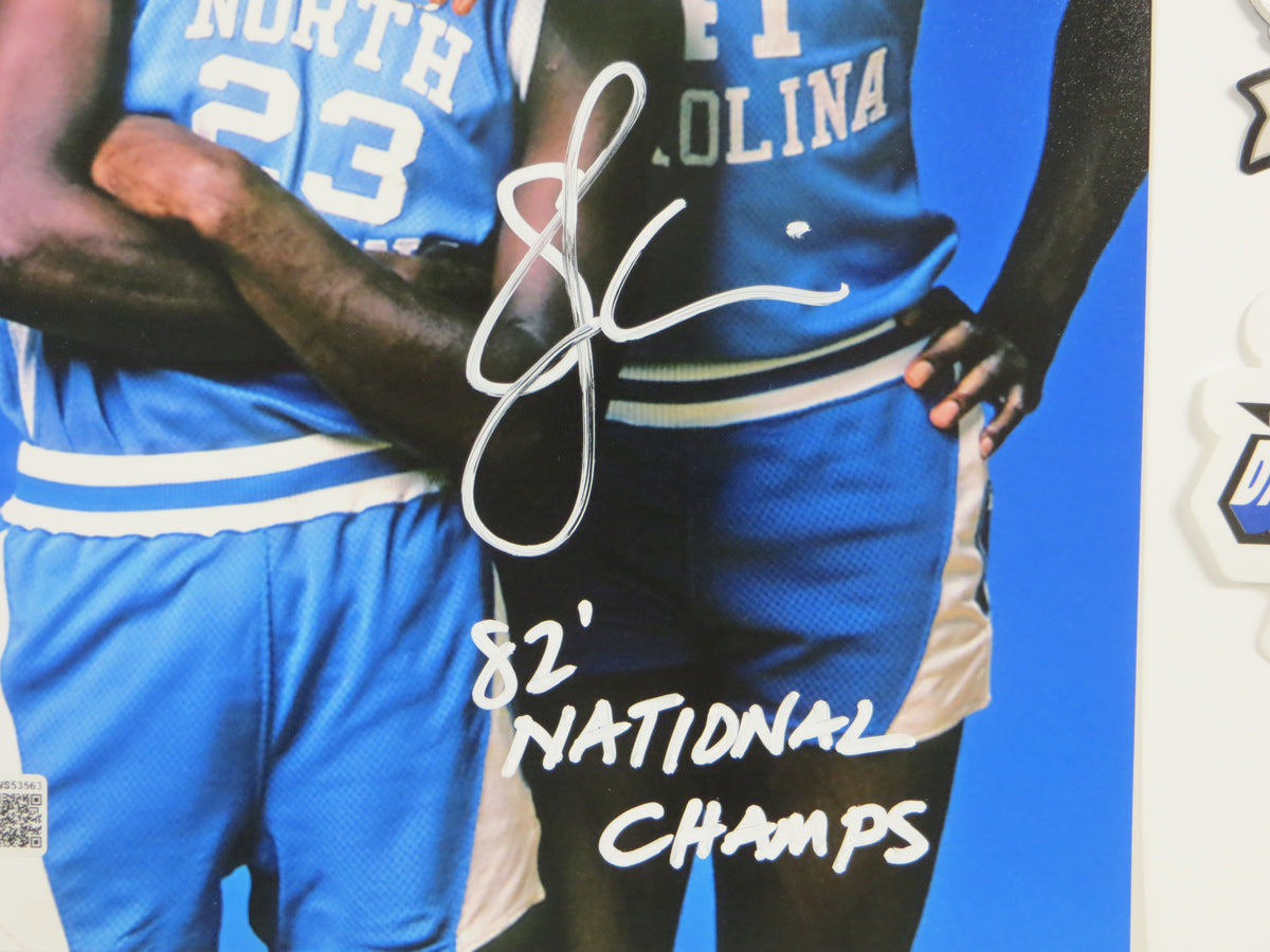 SAM PERKINS UNC Tar Heels SIGNED 8x10 PHOTO w/AirJordan 82Champs BAS