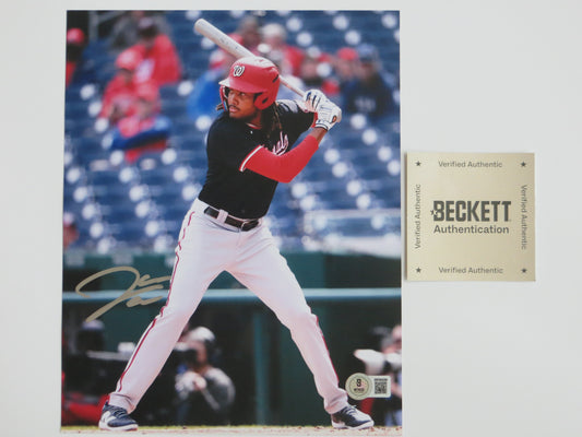 JAMES WOOD WASHINGTON NATIONALS SIGNED 8x10 PHOTO Navy Blue Uniform BAS