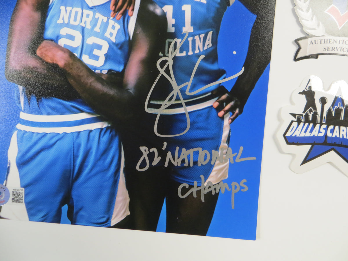 SAM PERKINS UNC Tar Heels SIGNED 8x10 PHOTO w/AirJordan 82Champs BAS