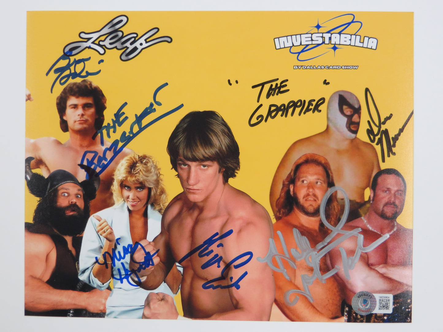 INVESTABILIA by the DALLAS CARD SHOW SIGNED 8x10 Yellow PHOTO Von Erich +MORE BAS