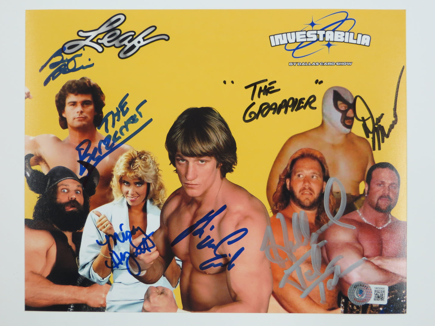 INVESTABILIA by the DALLAS CARD SHOW SIGNED 8x10 Yellow PHOTO Von Erich +MORE BAS