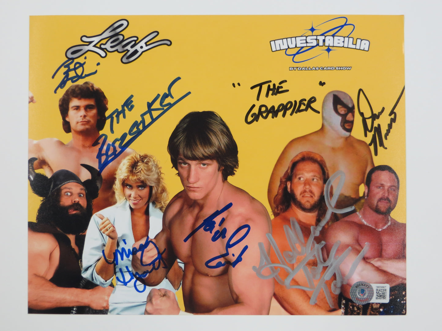 INVESTABILIA by the DALLAS CARD SHOW SIGNED 8x10 Yellow PHOTO Von Erich +MORE BAS