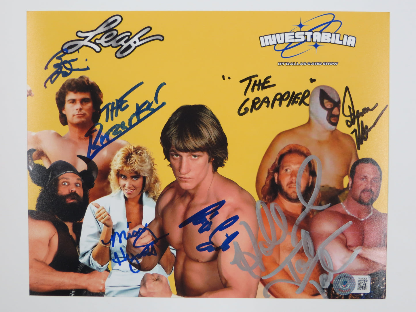 INVESTABILIA by the DALLAS CARD SHOW SIGNED 8x10 Yellow PHOTO Von Erich +MORE BAS