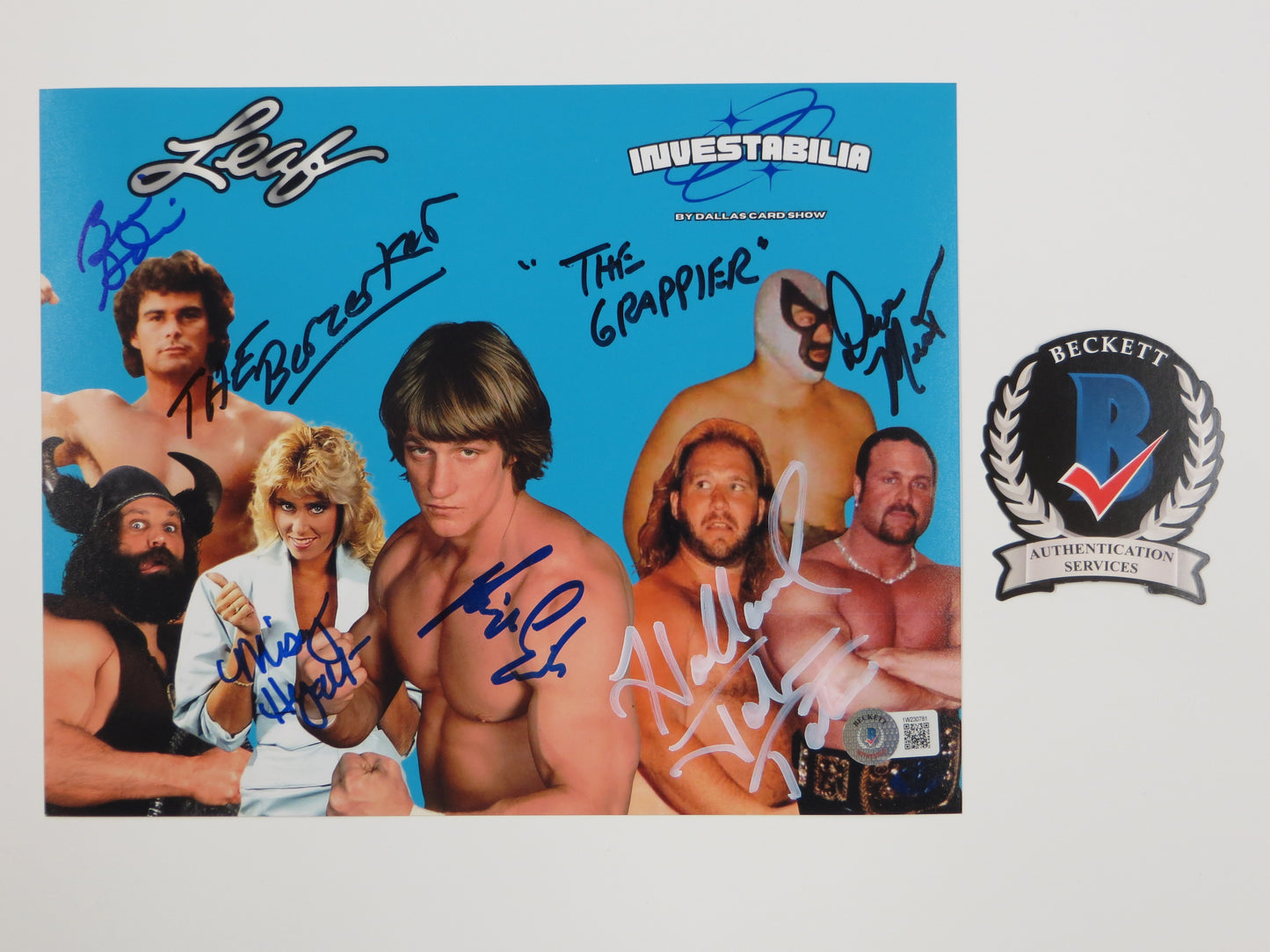 INVESTABILIA by the DALLAS CARD SHOW SIGNED 8x10 Blue PHOTO Von Erich +MORE BAS