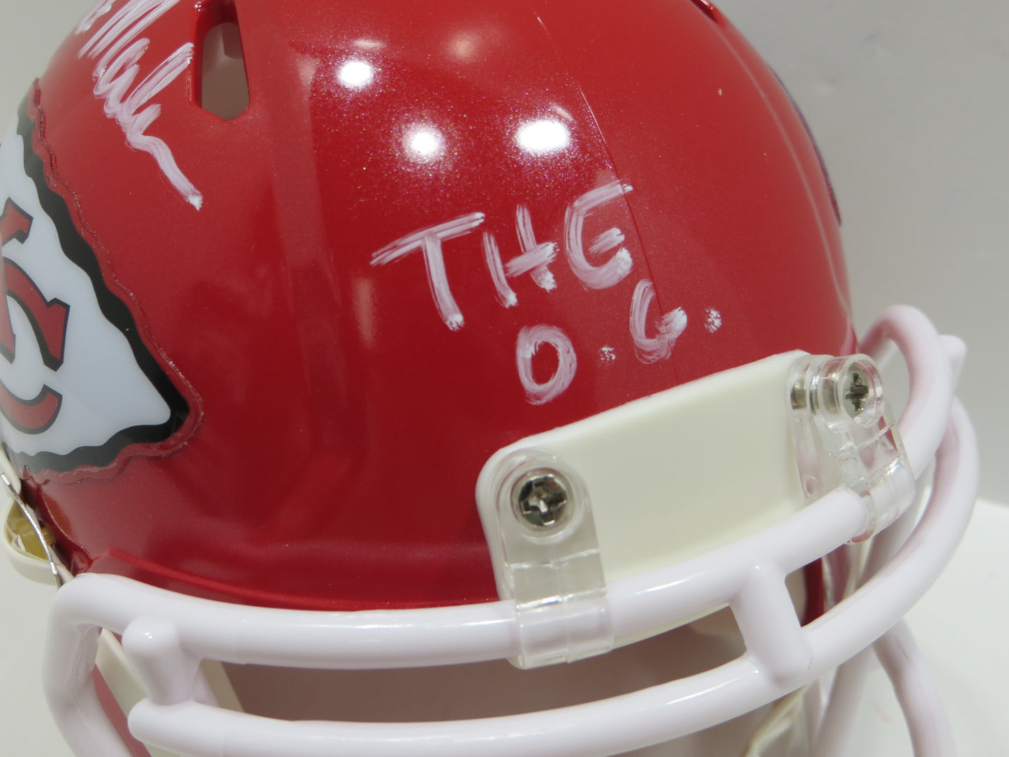 PAT PATRICK MAHOMES SR. KANSAS CITY CHIEFS SIGNED MINI HELMET w/THE OG BAS