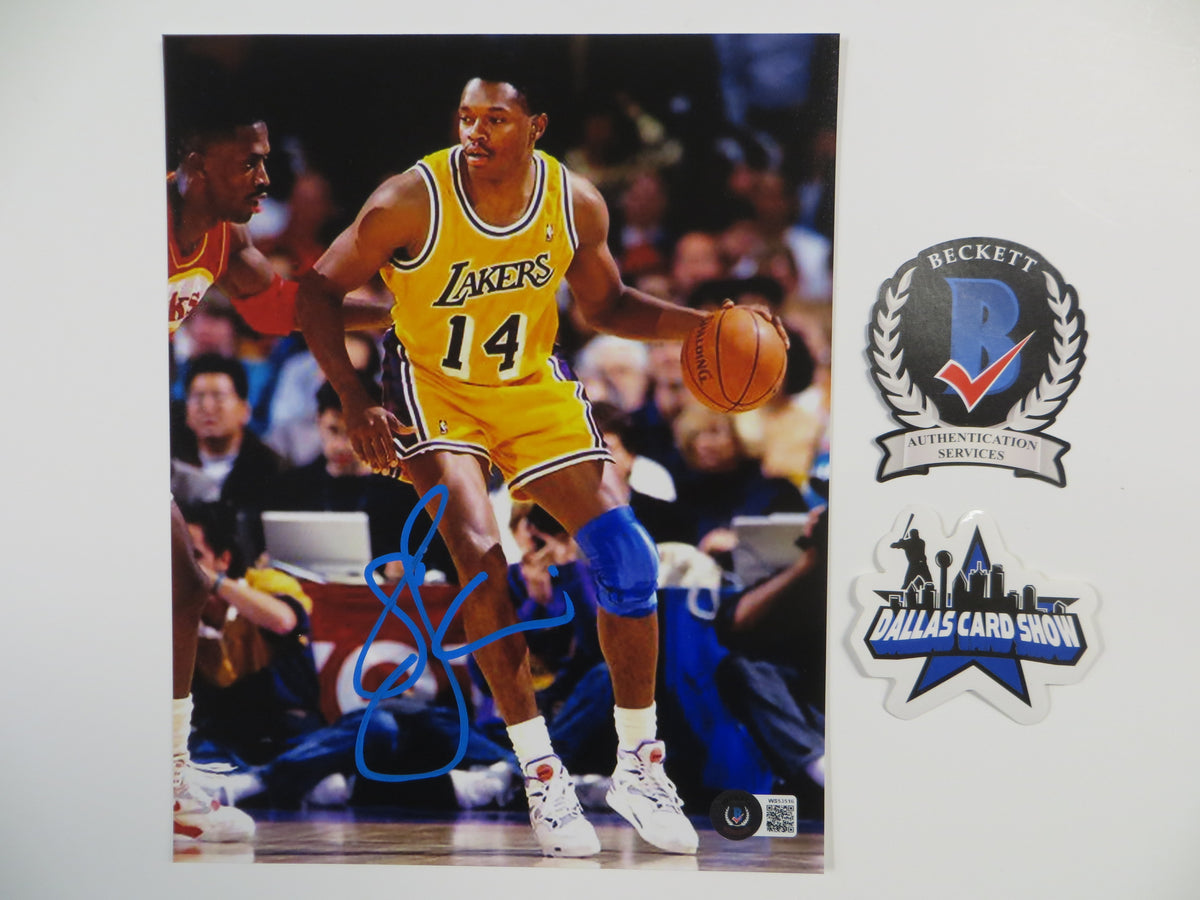 SAM PERKINS LA LAKERS SIGNED 8x10 PHOTO w/Big Smooth BAS