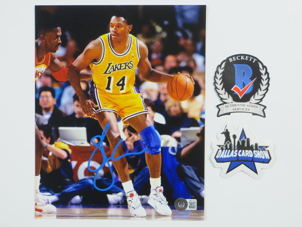 SAM PERKINS LA LAKERS SIGNED 8x10 PHOTO w/Big Smooth BAS