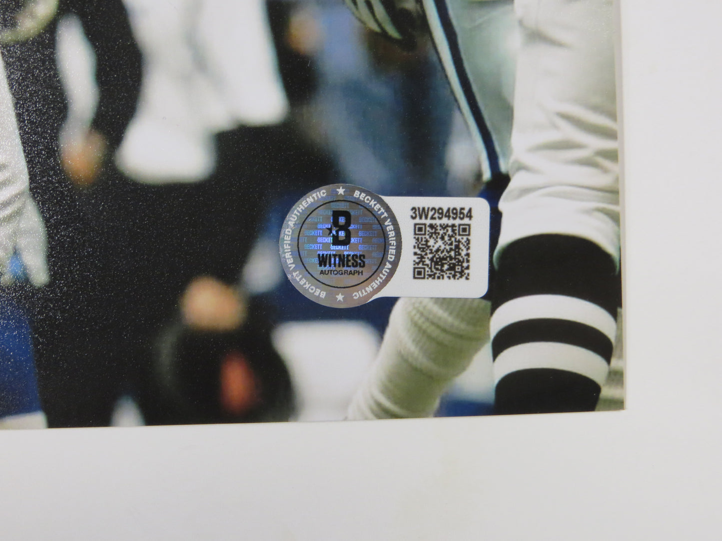 DAT NGUYEN DALLAS COWBOYS SIGNED 8x10 PHOTO Texas A&M COWBOYS BALL BAS