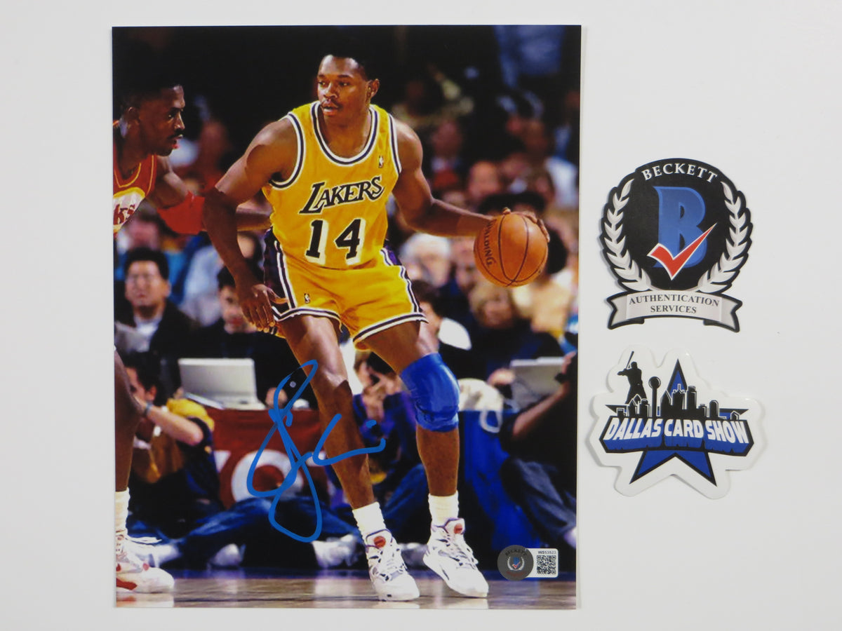 SAM PERKINS LA LAKERS SIGNED 8x10 PHOTO w/Big Smooth BAS