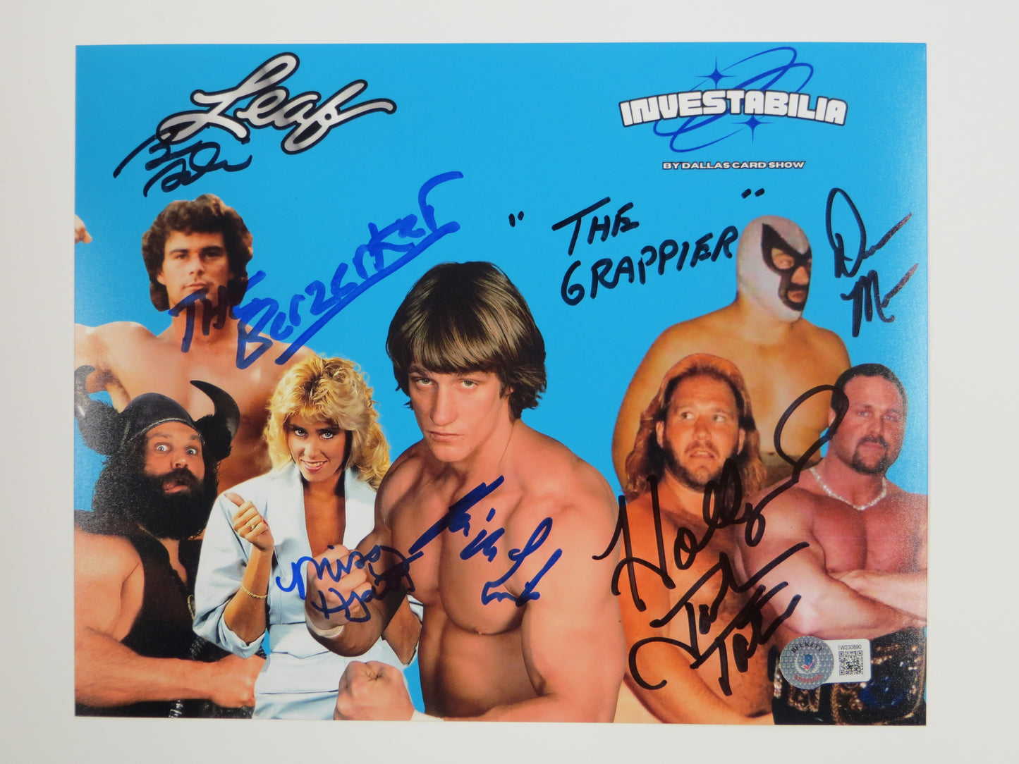 INVESTABILIA by the DALLAS CARD SHOW SIGNED 8x10 Blue PHOTO Von Erich +MORE BAS