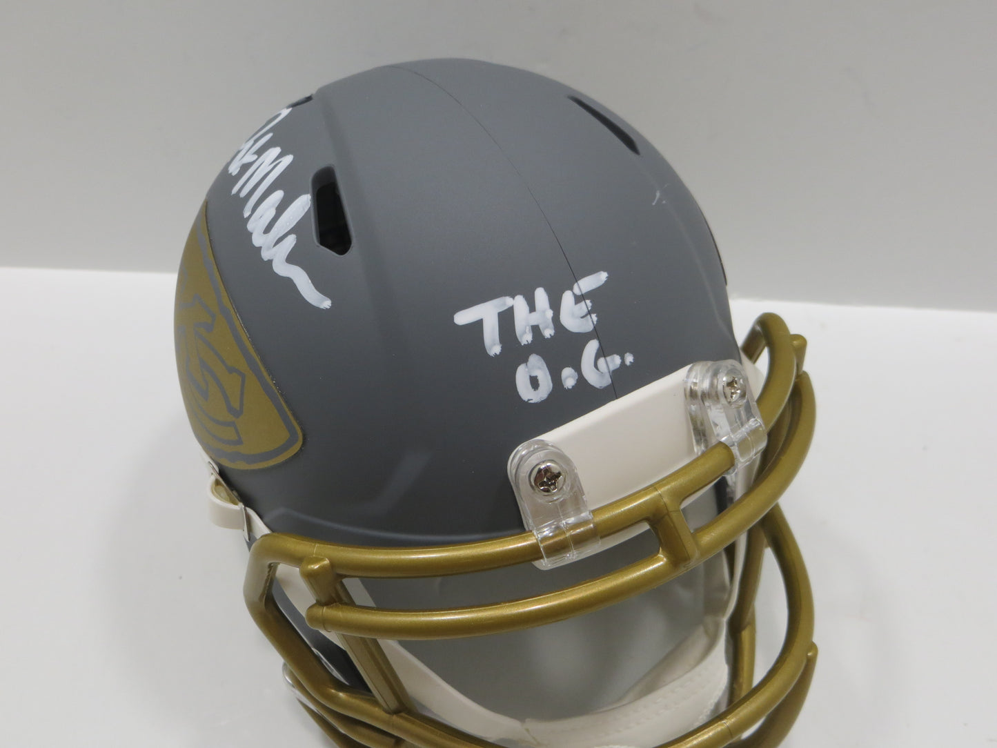 PAT PATRICK MAHOMES SR. KANSAS CITY CHIEFS SIGNED SLATE HELMET w/THE OG BAS