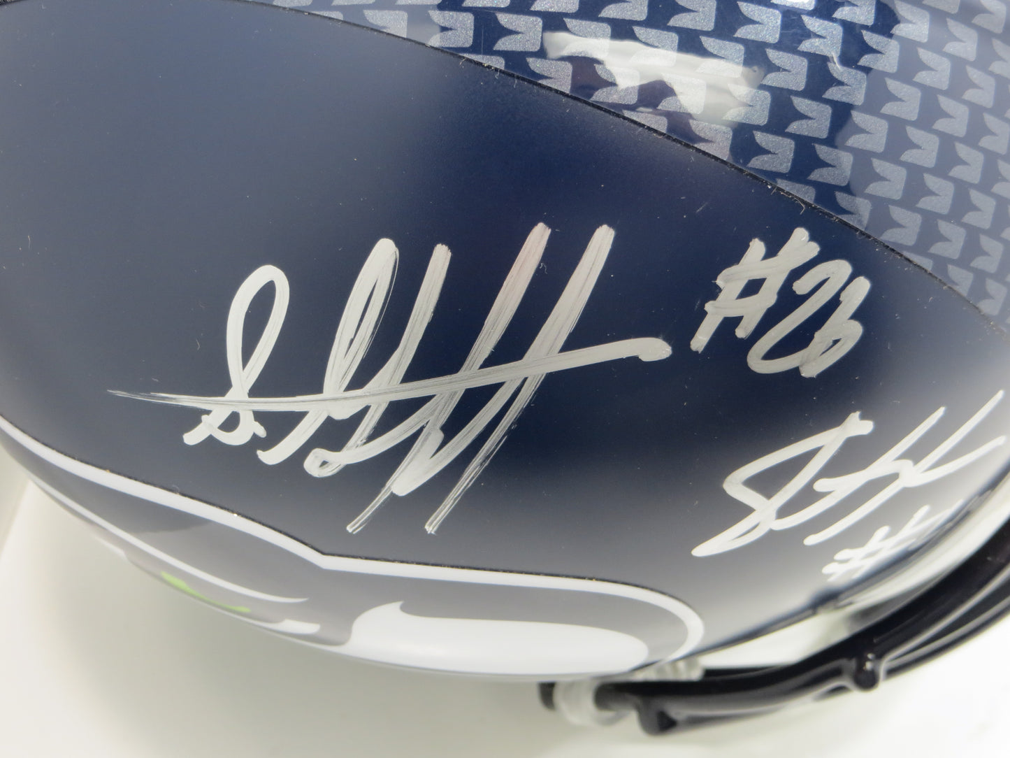 SHAQILL SHAQUEM GRIFFIN Seattle Seahawks SIGNED RIDDELL SPEED F/S HELMET Mill Creek