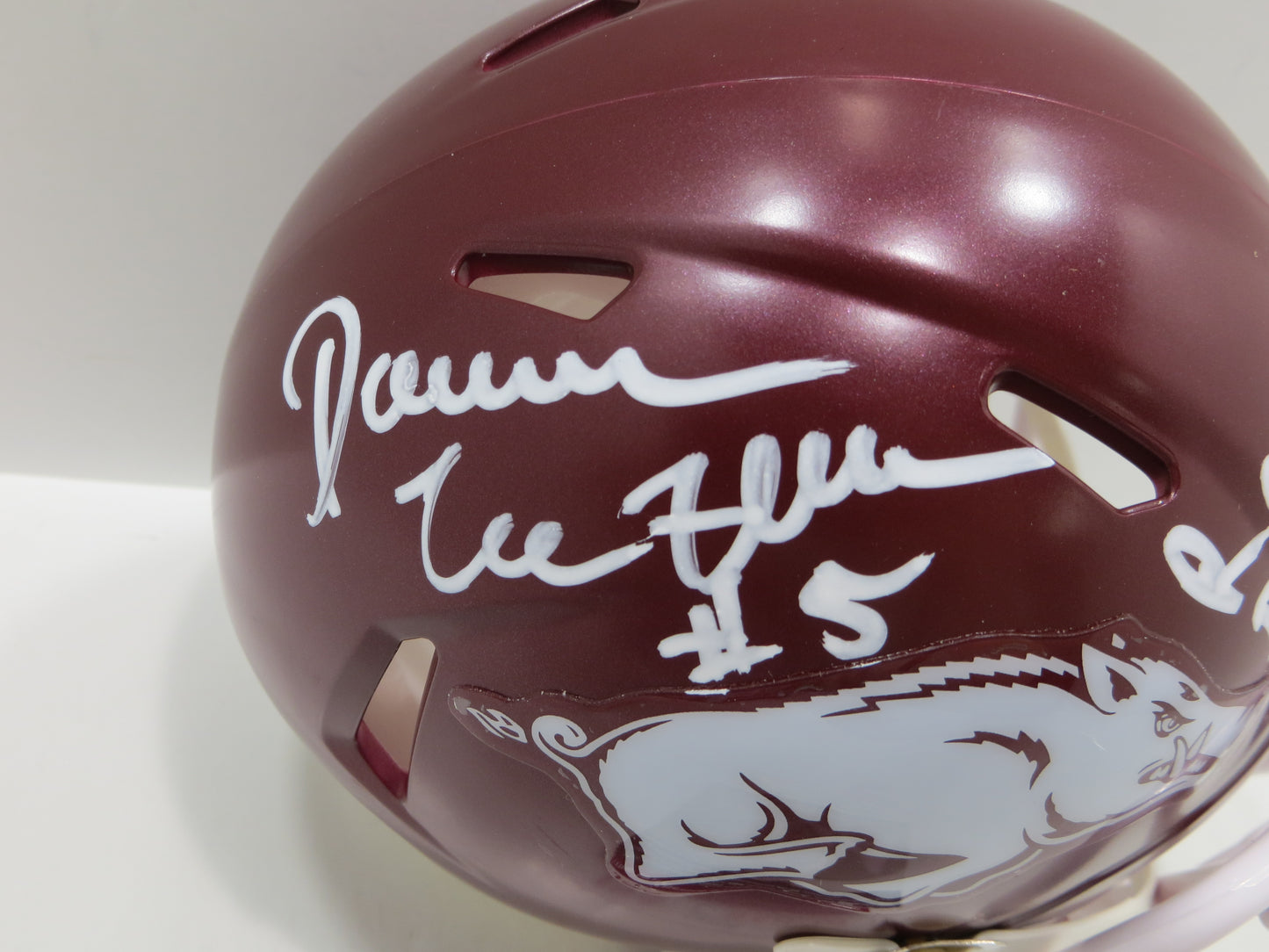 DARREN McFADDEN SIGNED ARKANSAS RAZORBACKS Riddell MINI HELMET wRunDMC BAS