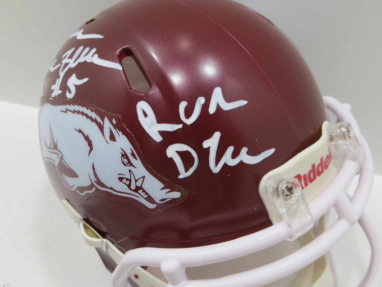 DARREN McFADDEN SIGNED ARKANSAS RAZORBACKS Riddell MINI HELMET wRunDMC BAS