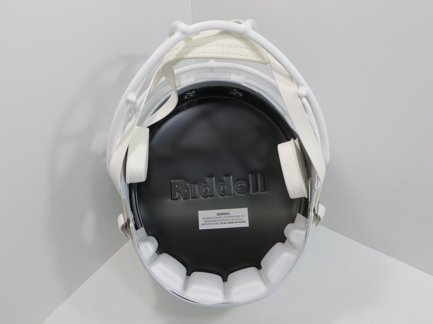 BRIAN URLACHER CHICAGO BEARS SIGNED SALUTE TO SERVICE SPEED F/S Helmet w/HOF BAS