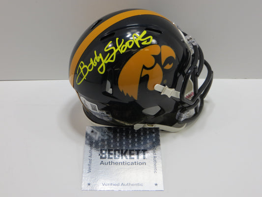 BOB STOOPS SIGNED IOWA HAWKEYES MINI HELMET OU Sooners BAS COA