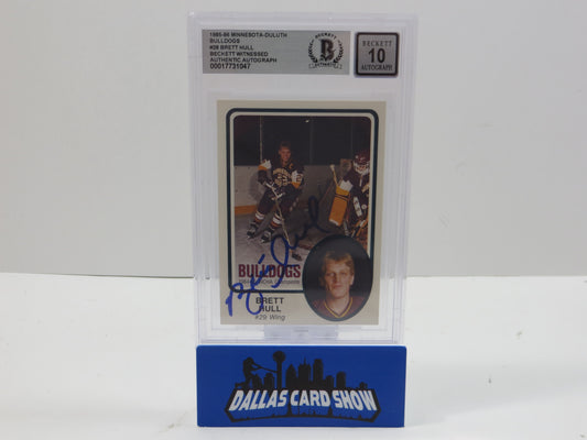 BRETT HULL SIGNED 1988-89 Minnesota-Duluth Bulldogs #28 BAS BGS SLAB AUTO 10 Blues