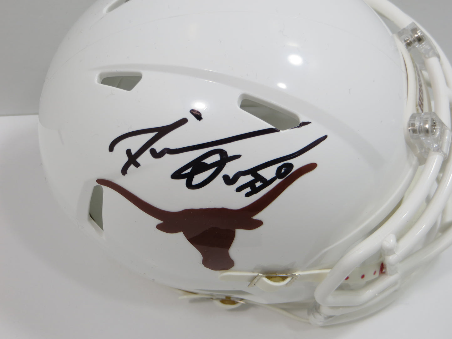 DeMARVION OVERSHOWN SIGNED TEXAS UT LONGHORNS MINI HELMET Cowboys BAS