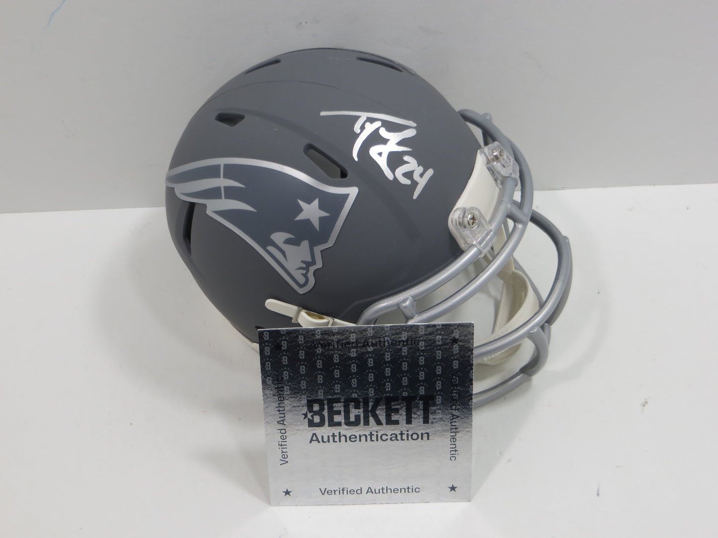 TY LAW NEW ENGLAND PATRIOTS SIGNED SLATE Mini Helmet BAS COA