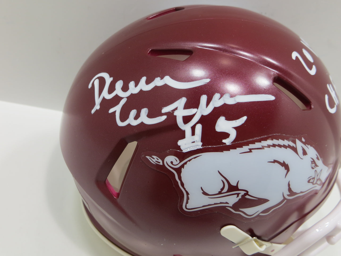 DARREN McFADDEN SIGNED ARKANSAS RAZORBACKS Riddell MINI HELMET wCHFOF BAS