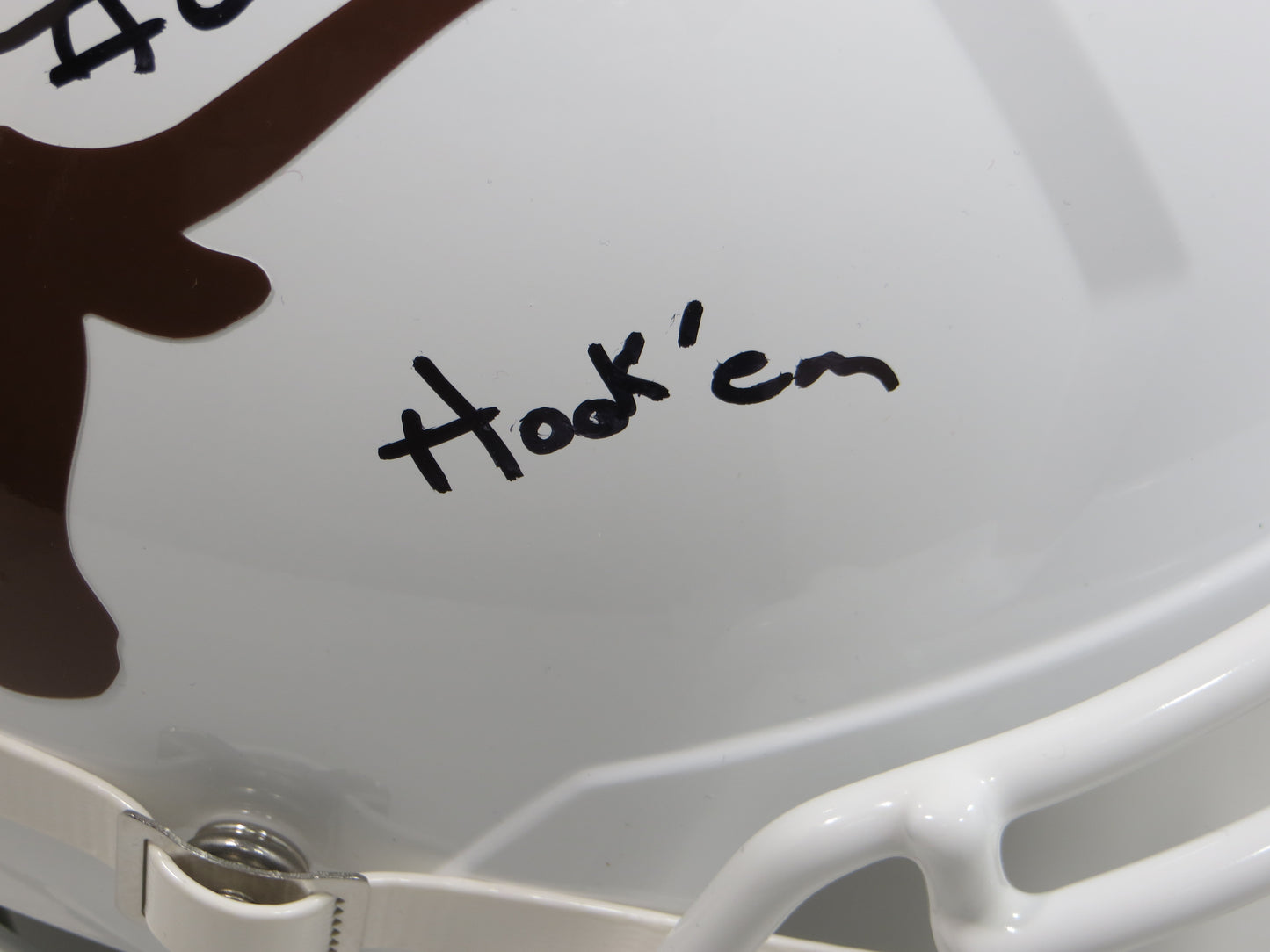 DeMARVION OVERSHOWN SIGNED TEXAS UT LONGHORNS FULLSIZE HELMET w/Hook BAS