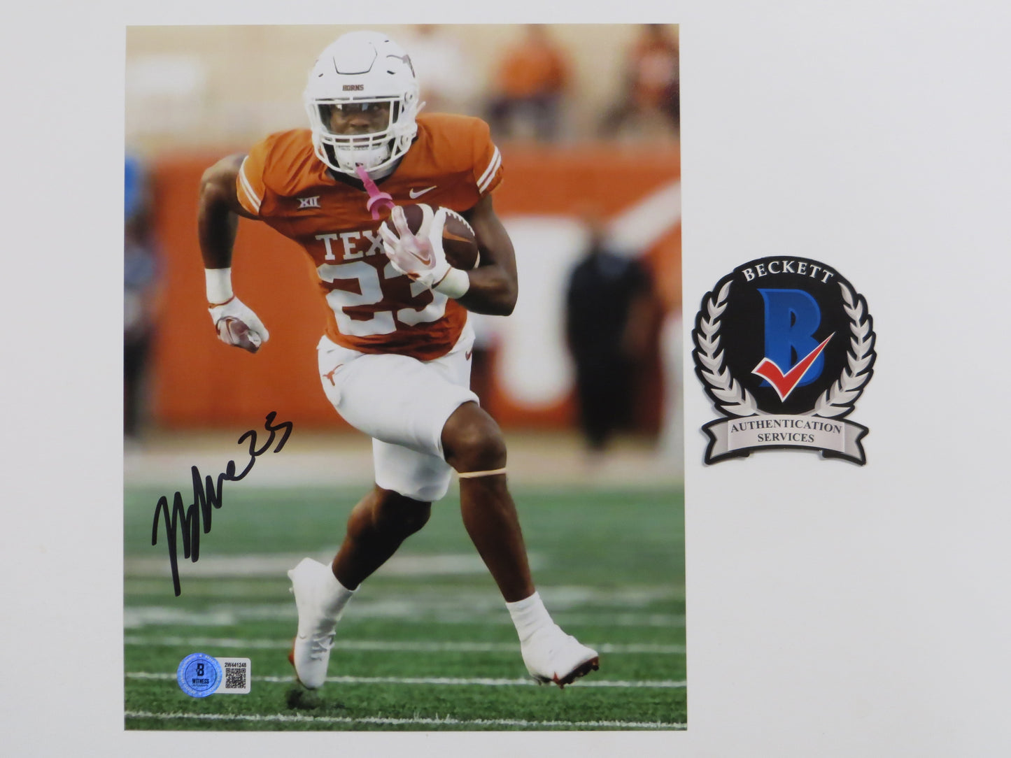 JAYDON BLUE Texas Longhorns SIGNED Open Field 8x10 PHOTO Dallas Cowboys BAS COA