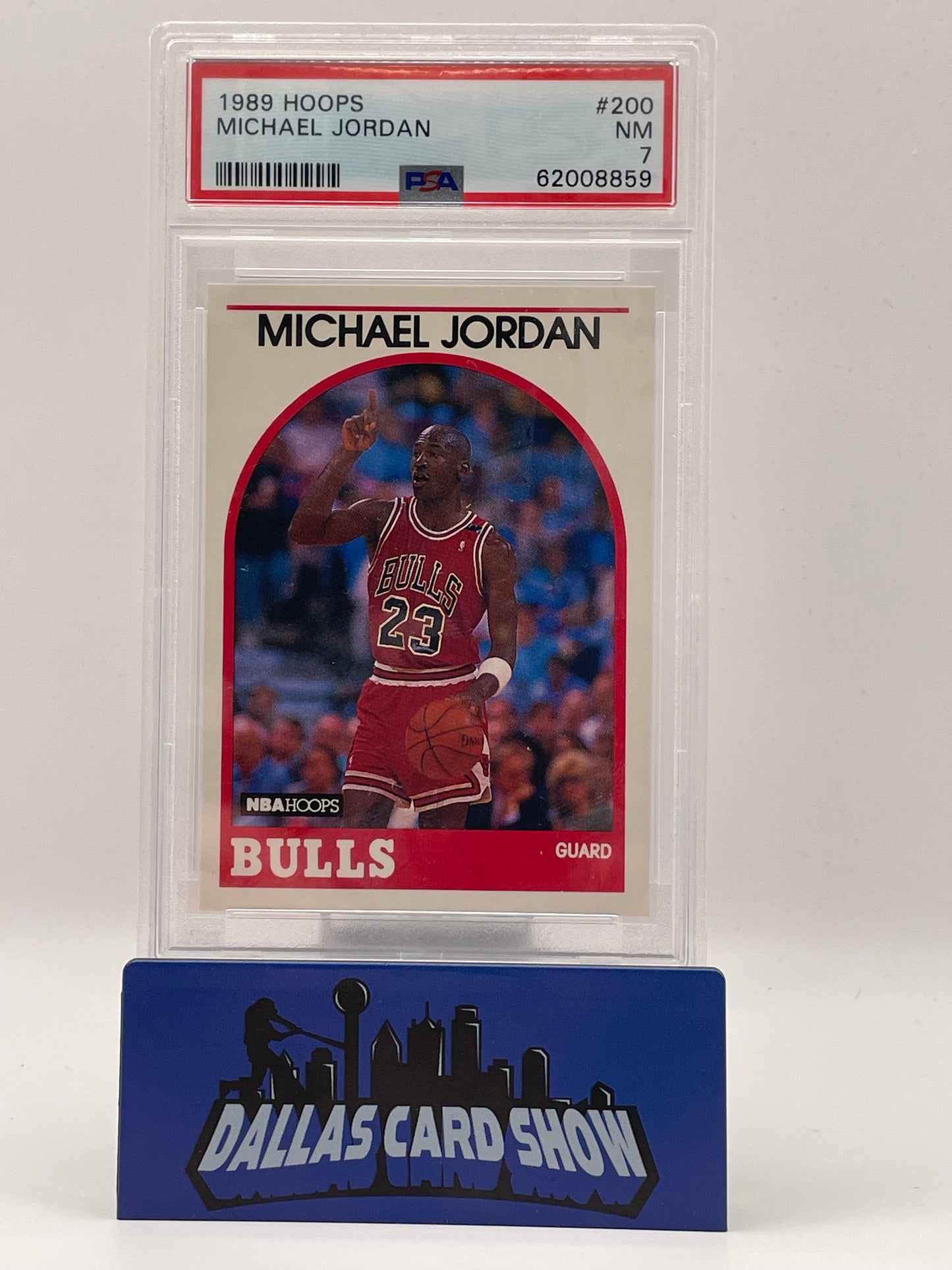 1989 Hoops #200 Michael Jordan PSA 7