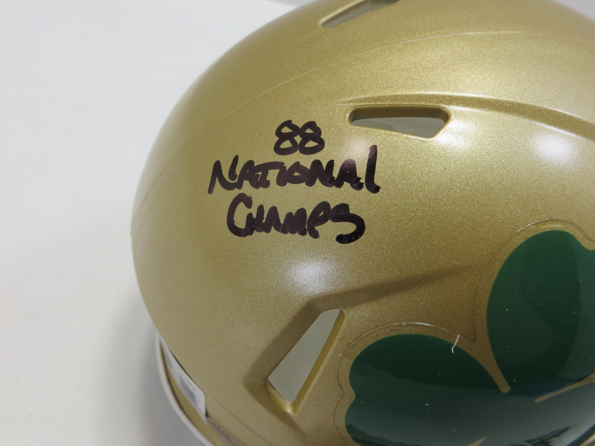 ROCKET ISMAIL NOTRE DAME FIGHTING IRISH SIGNED Shamrock MINI HELMET w88NC BAS