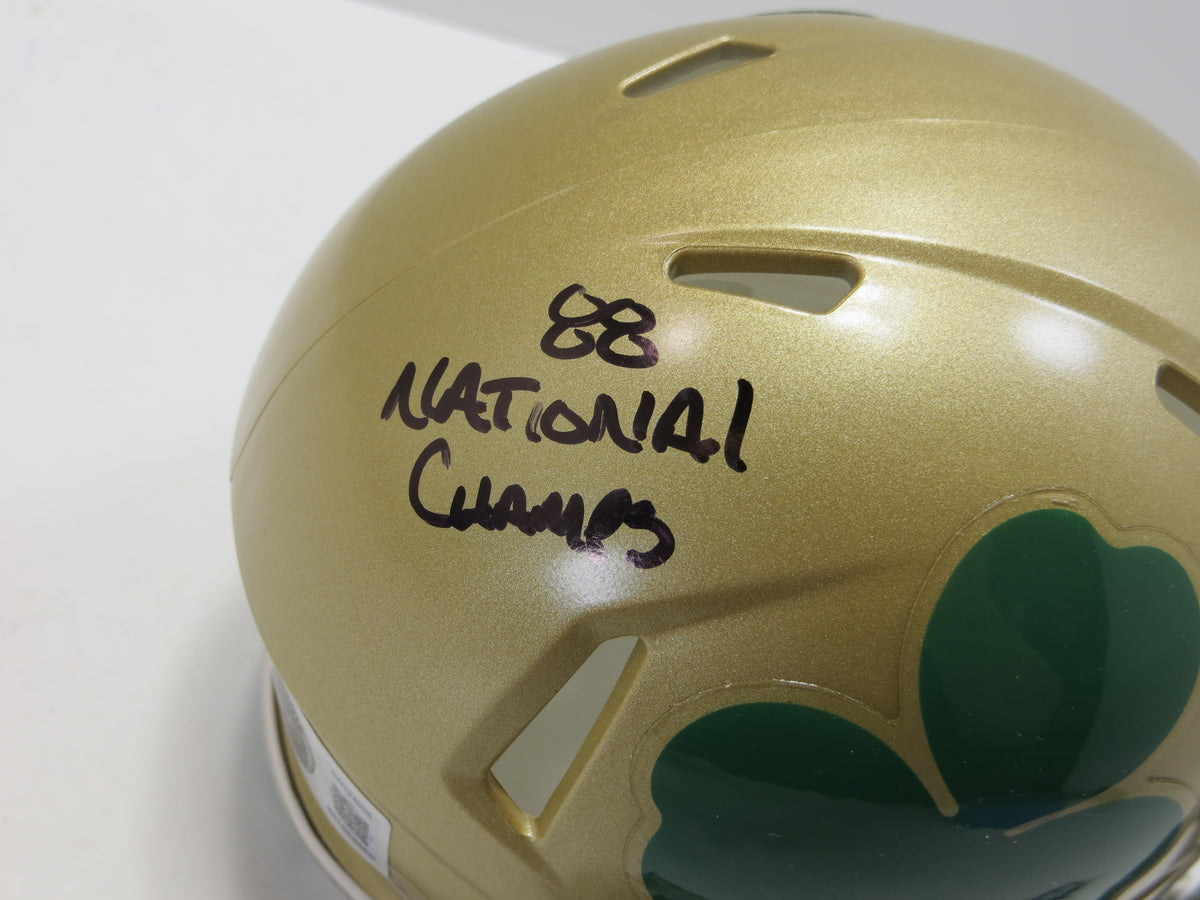 ROCKET ISMAIL NOTRE DAME FIGHTING IRISH SIGNED Shamrock MINI HELMET w88NC BAS