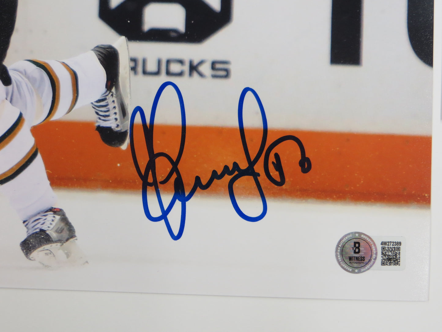 SERGEI ZUBOV DALLAS STARS SIGNED 8x10 Slap Shot PHOTO Soviet Union RUSSIA BAS