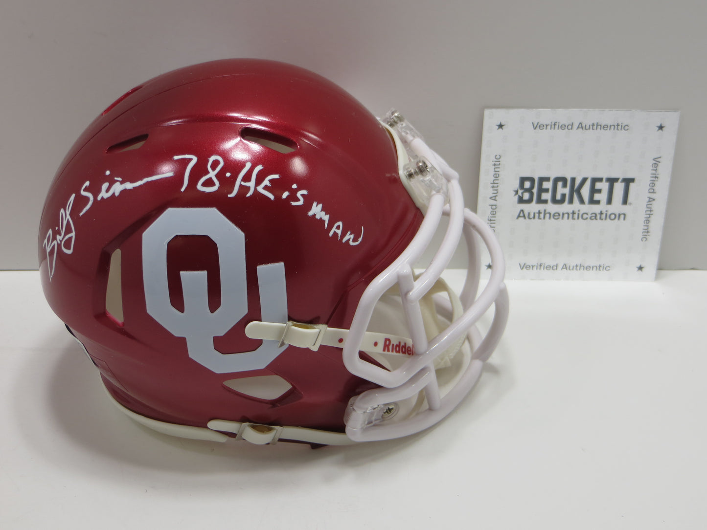 BILLY SIMS SIGNED OKLAHOMA OU SOONERS MINI HELMET w/HEISMAN BAS COA