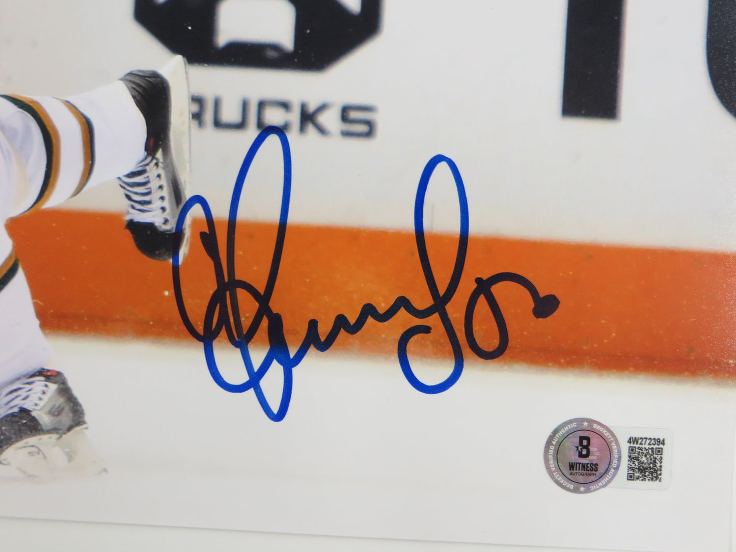 SERGEI ZUBOV DALLAS STARS SIGNED 8x10 Slap Shot PHOTO Soviet Union RUSSIA BAS