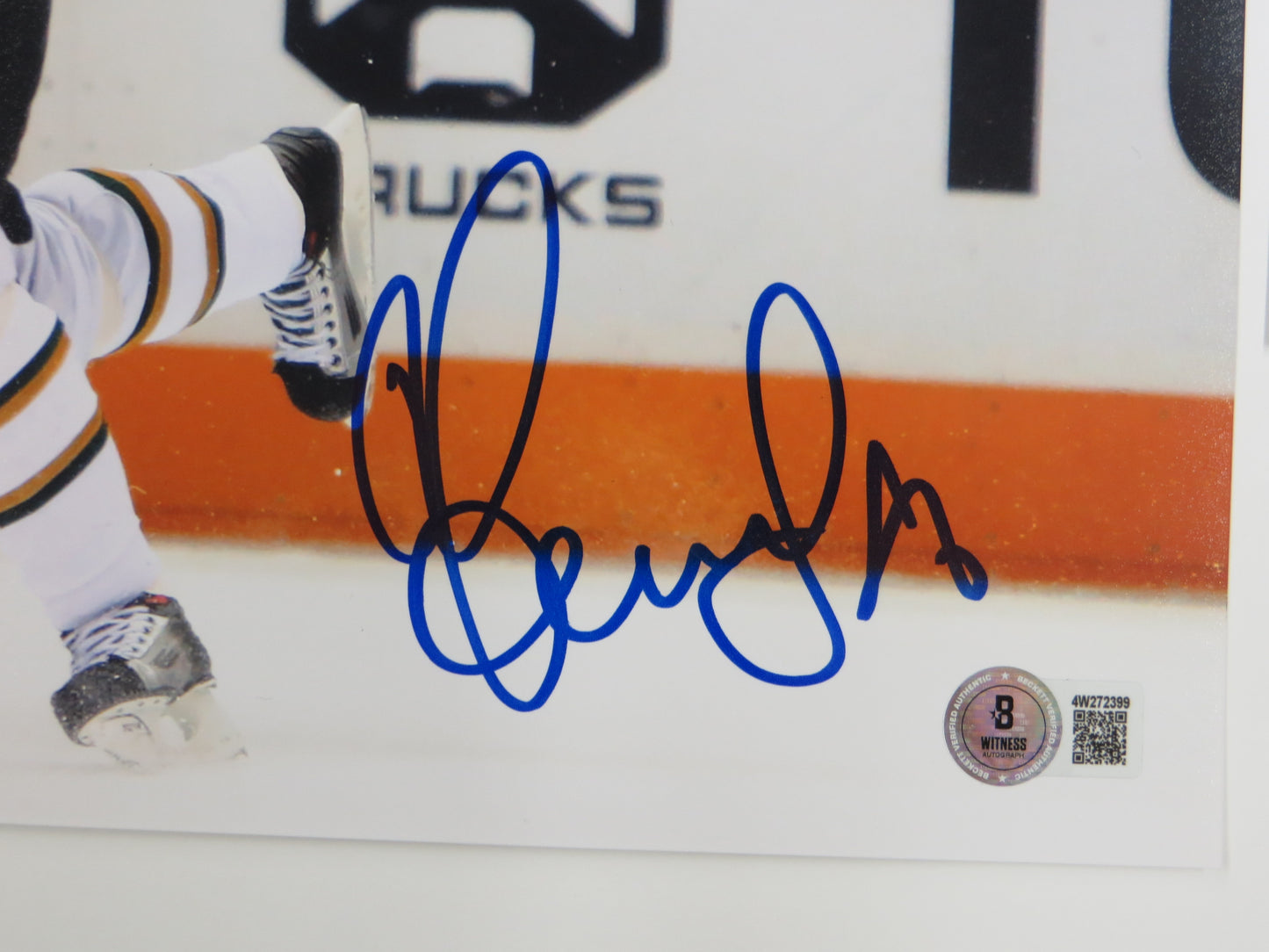 SERGEI ZUBOV DALLAS STARS SIGNED 8x10 Slap Shot PHOTO Soviet Union RUSSIA BAS